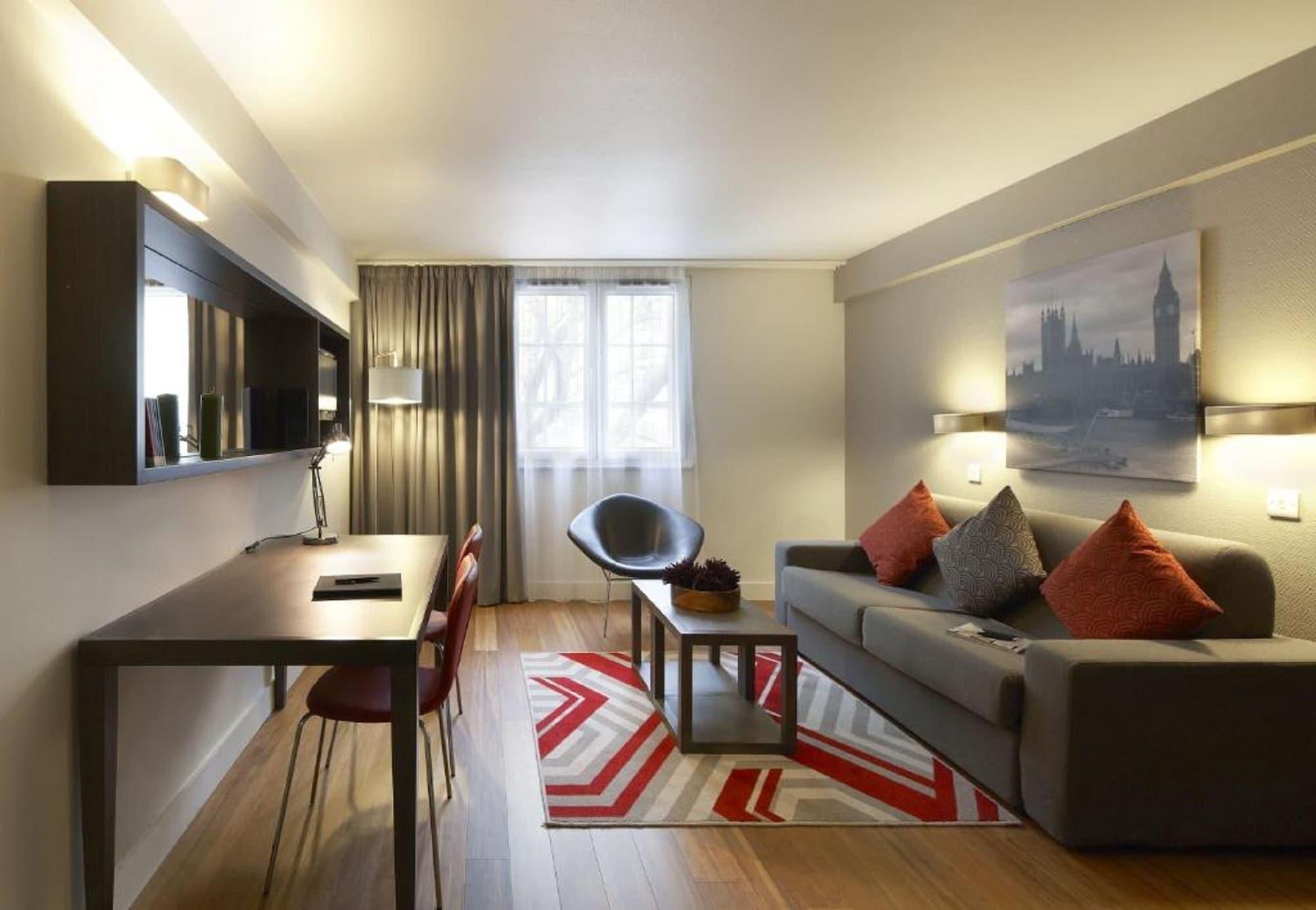 Citadines Trafalgar Square London Room photo