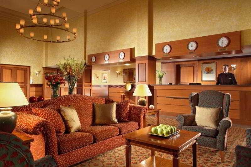 Citadines Trafalgar Square London Interior photo