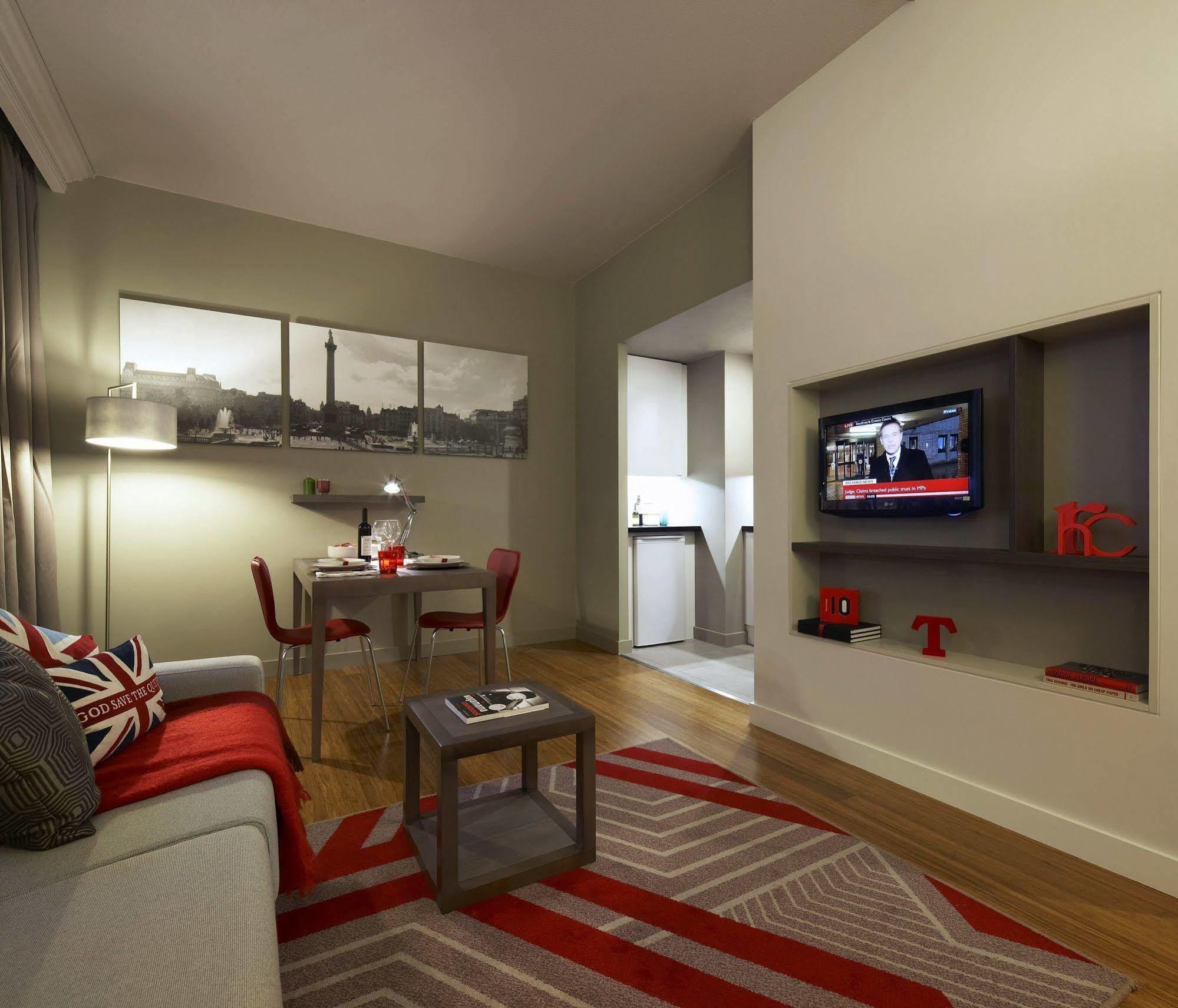 Citadines Trafalgar Square London Exterior photo